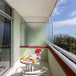 Edificio Maranuelas, Puerto La Cruz, Islas Canarias Tenerife アパート *