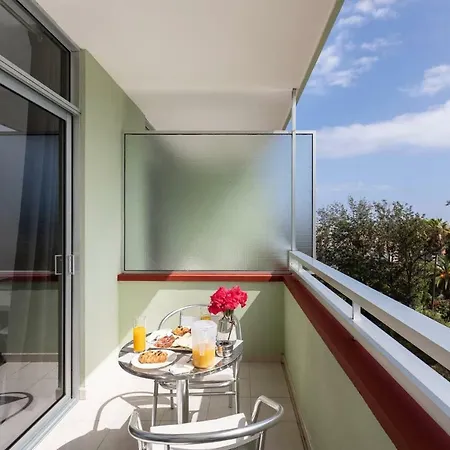 Edificio Maranuelas, Puerto La Cruz, Islas Canarias Tenerife Апартаменты *