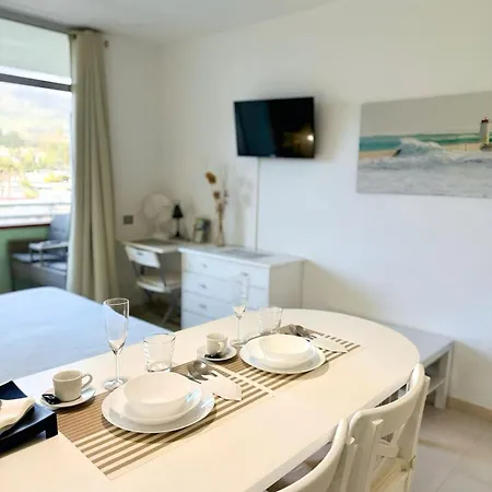Edificio Maranuelas, Puerto La Cruz, Islas Canarias Tenerife Apartment