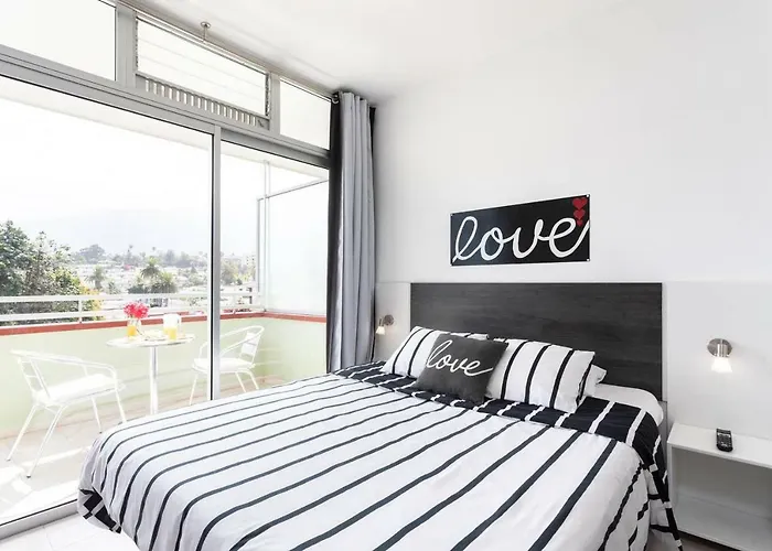 Edificio Maranuelas, Puerto La Cruz, Islas Canarias Tenerife Appartement